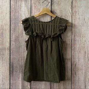 Cute olive green top